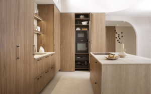 Clear Space, Clear Mind: The Science of Storing Clutter